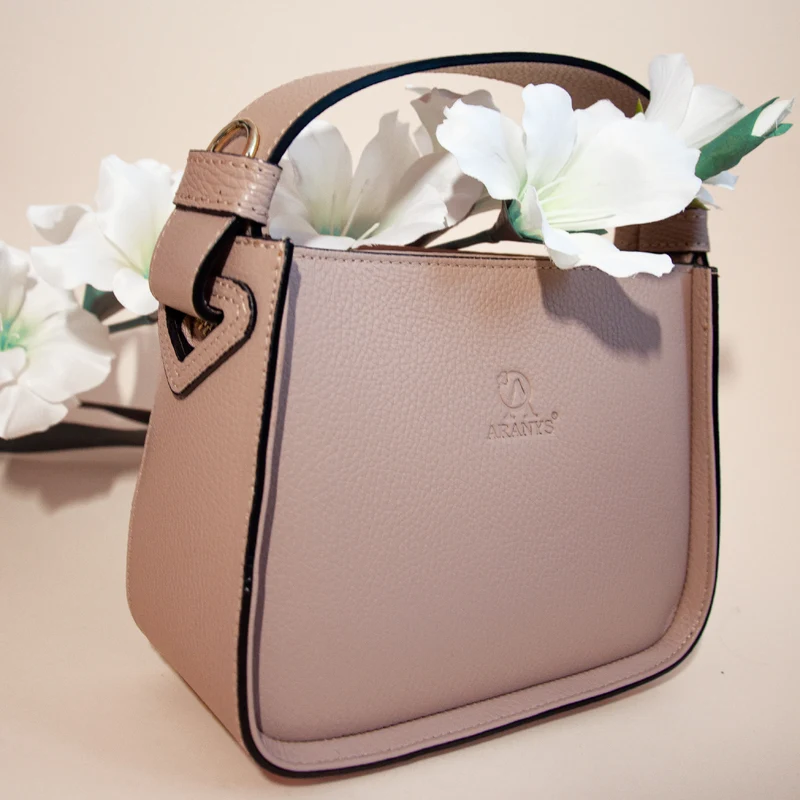 Kožená kabelka crossbody Aranys Nude GLAMI cz