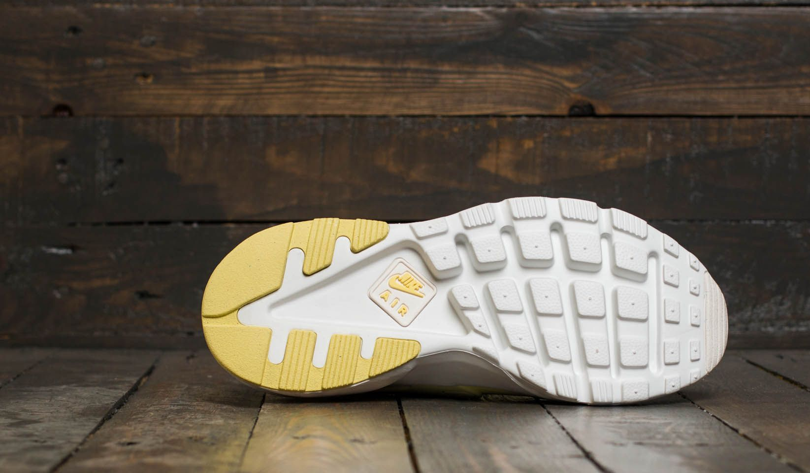 Nike Air Huarache Run Ultra Br Lemon Chiffon/ Lemon Chiffon - GLAMI.cz