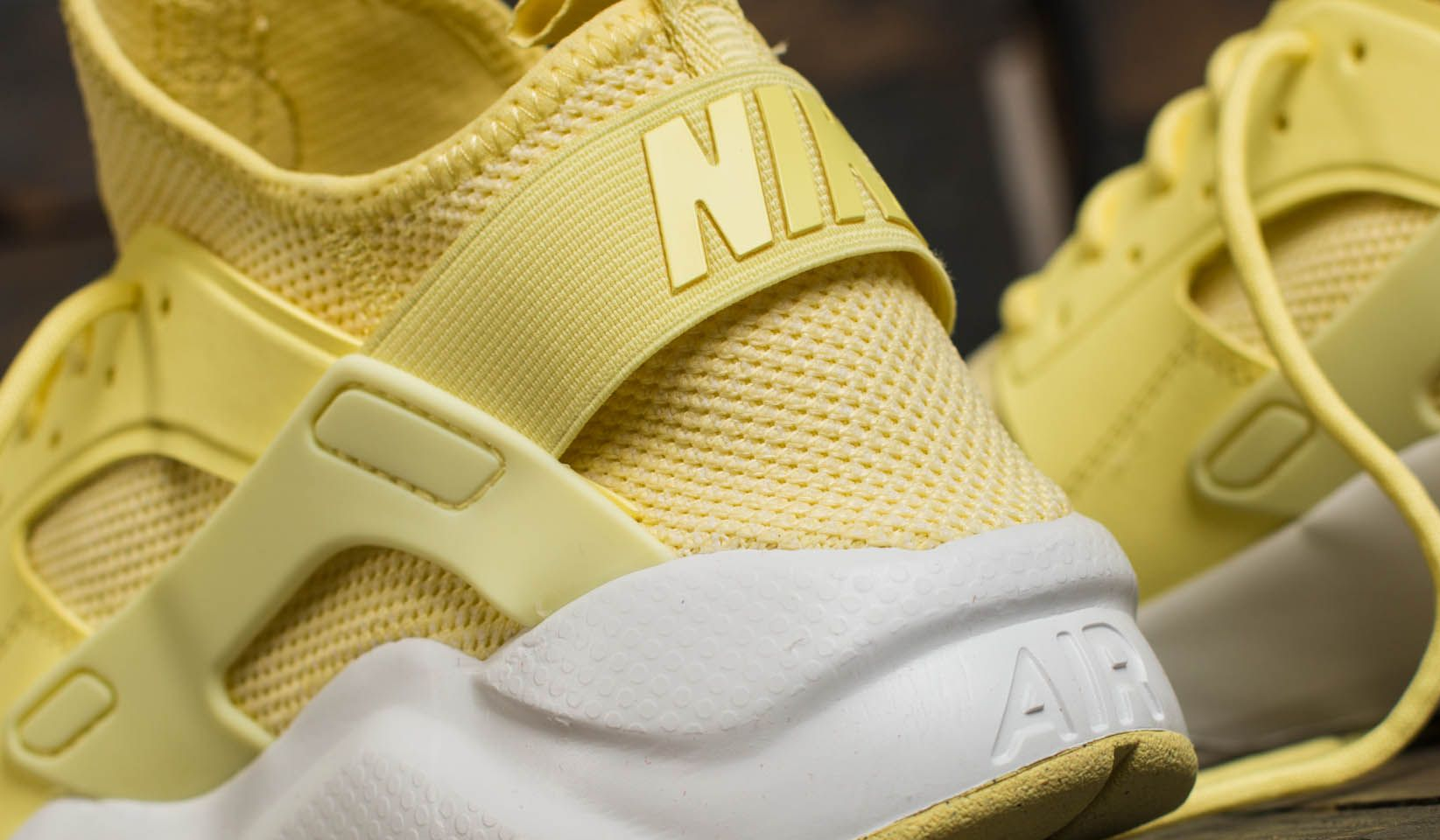 Nike Air Huarache Run Ultra Br Lemon Chiffon/ Lemon Chiffon - GLAMI.cz