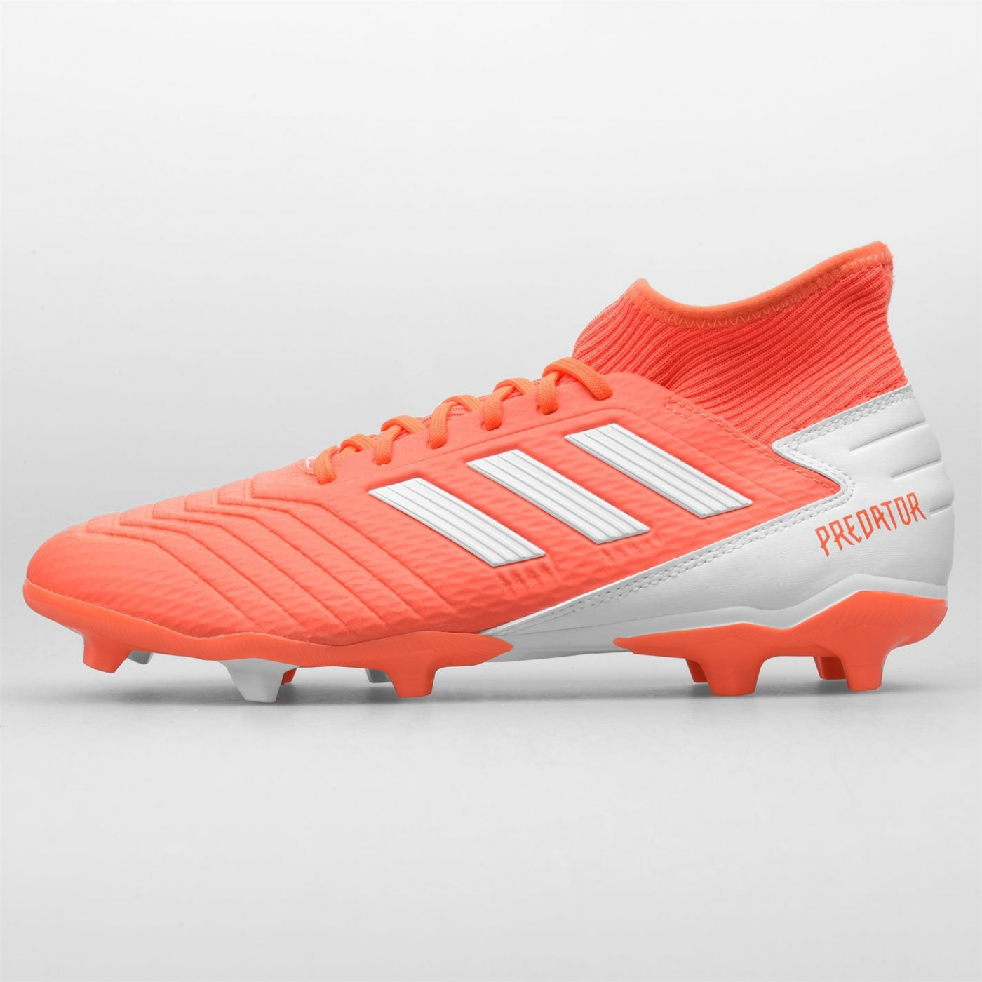 predator football boots pink