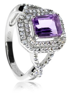 SilverRepublic Stříbrný prsten s fialovým ametystem a zirkony (cubic zirocnia), obdélník - Velikost 54