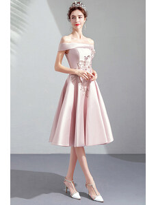 Společenské růžové krátké šaty č. 190087