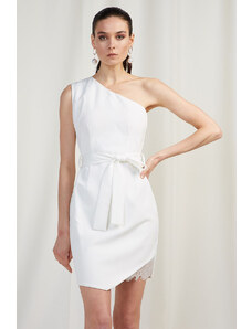 Bílé šaty na jedno rameno | 30 kousků - GLAMI.cz
