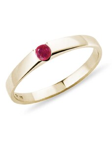 Minimalistický zlatý prsten s rubínem KLENOTA K0545053