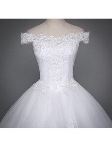 Donna Bridal princeznovské svatební šaty + na zadní straně sukně dlouhé krajky až po zem