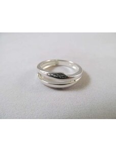 Stříbrný prsten 426-001-00326