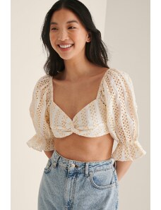 NA-KD Boho Front Knot Anglaise Top