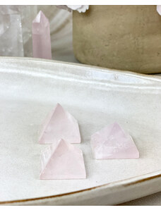 Gaia Crystal Růženín pyramida broušená 3cm