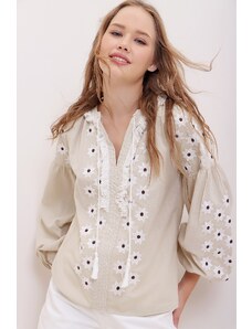 Trend Alaçatı Stili Women's Beige Tassel Detailed Embroidered Cotton Blouse