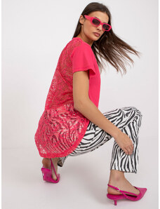 Fashionhunters Růžová asymetrická halenka s krajkou a krátkými rukávy