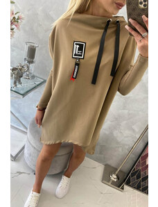 K-Fashion Oversize mikina s asymetrickými boky camel barvy