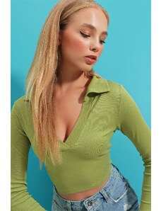 Trend Alaçatı Stili Women's Peanut Green Polo Neck Ribbed Soft Textured Crop Blouse