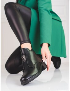 PK Stylové černé dámské kotníčkové boty na plochém podpatku