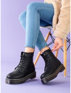 PK Zajímavé kotníčkové boty dámské černé bez podpatku