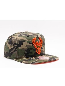 Kšiltovka Mitchell & Ness NEON CAMO POP SNAPBACK Milwaukee Bucks Camo