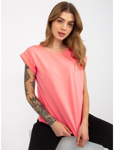 Fashionhunters Broskvové jednobarevné tričko z bavlny Revolution