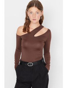 Trendyol Brown Asymmetrical Collar Fitted / Stretchy Knitted Blouse