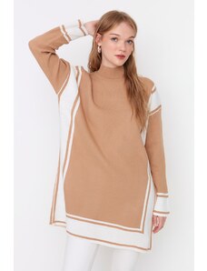 Trendyol hnědý pruhovaný pletený svetr s vysokým výstřihem