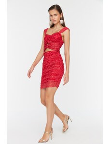Trendyol Red- Vícebarevné volánové šaty s detailem
