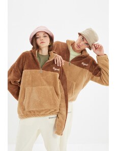 Trendyol Camel Unisex Oversize / Wide-Fit High Neck Color Block Teplá plyšová mikina s minimální výšivkou