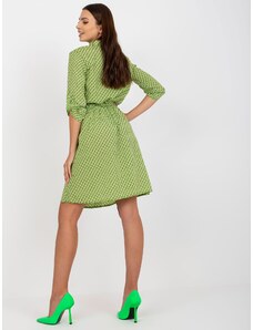 Fashionhunters Zelené vzorované ležérní šaty s 3/4 rukávy