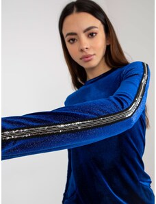 Fashionhunters Kobaltově modré sametové koktejlové šaty s leskem