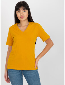 Fashionhunters Tmavě žluté dámské basic tričko s výstřihem do V