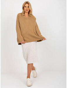 Fashionhunters RUE PARIS dámský camel oversize svetr s límečkem