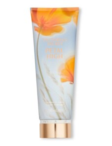 Victoria's Secret tělové mléko Petal High Fragrance Lotion 236 ml