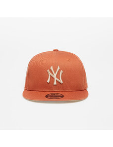 Kšiltovka New Era New York Yankees Side Patch 9FIFTY Medium Brown