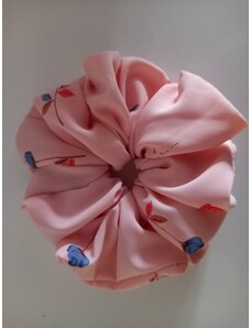 Ozdobná gumička do vlasů růžová s černou růží
