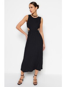 Trendyol Black Cut Out Detailed A-Line Maxi Knitted Dress