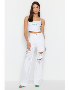 Trendyol Bílé roztrhané džíny s vysokým pasem a širokými nohavicemi