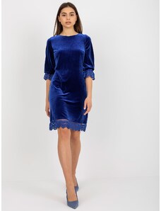 Fashionhunters Kobaltově modré velurové koktejlové šaty s 3/4 rukávy