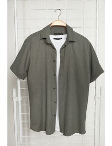 Trendyol Khaki Regular Fit Short Sleeve Textured Knitted Shirt