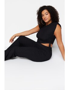 Trendyol Curve Black Knitted Crop Blouse with Gathered Side Padding