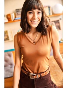 Olalook Women Camel Front Back V Knitted Viscon Blouse