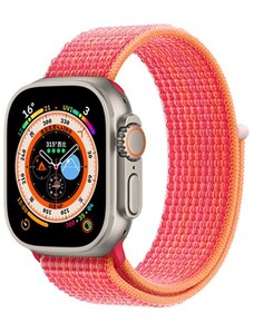 Crested Provlékací řemínek pro Apple Watch 38, 40 a 41 mm proužkovaný červený