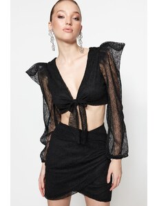 Trendyol Black Crop Lined Tapered Lace Blouse