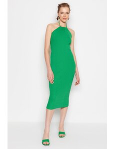 Trendyol zelené vypasované výstřihy s výstřihem vlnitými flexibilními midi pletenými šaty