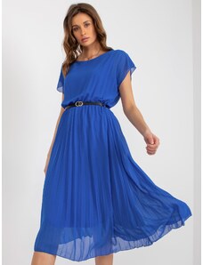 Fashionhunters Kobaltově modré řasené šaty s přídavkem viskózy