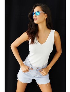 Cool & Sexy Women's White Ladder Collar Knitwear Blouse YV83