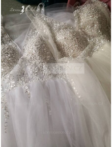 Donna Bridal tylové svatební šaty s rozparkem a zdobeným živůtkem
