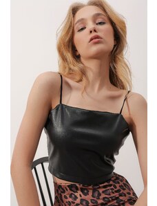 Trend Alaçatı Stili Women's Black Straps and Back Zippered Faux Leather Crop Bustier