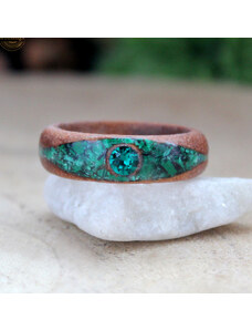 Woodlife Dřevěný prsten s krystalem swarovski a malachitem