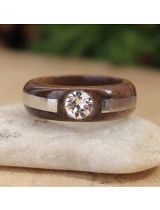 Woodlife Ořechový prsten s ocelí a krystalem Swarovski