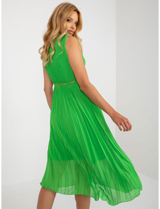 Fashionhunters Světle zelené midi šaty s psaníčkovým výstřihem