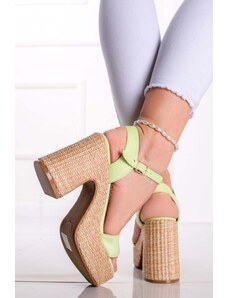 Ideal Světle zelené semišové sandály na hrubém podpatku Livana