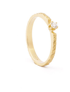 Ondřej Stára Zlatý zásnubní prsten Soča s diamantem od Ondřeje Stáry