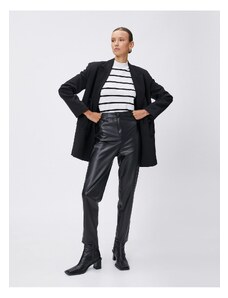 Kalhoty Koton s koženým vzhledem. Normální pas, úzké nohy.
